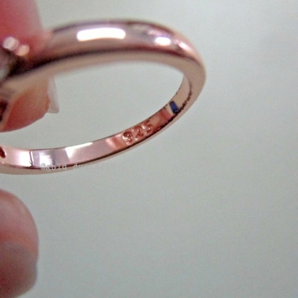 Rose Gold Plated Oval Cut Pink Topaz Ring - Picture 4 of 4